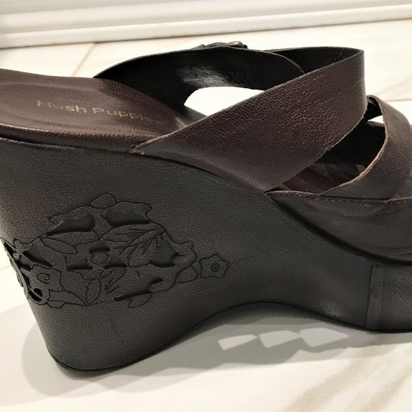 Hush Puppies Brown Wedge Size 9M Made in Brazil - Picture 2 of 8